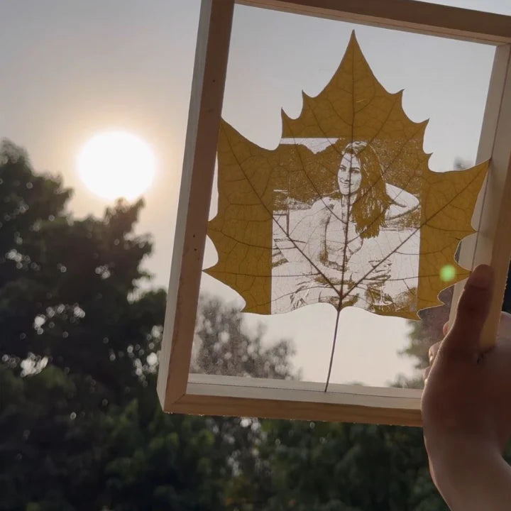 Custom Leaf Photo Frame – Personalized Artistic Memory Frame