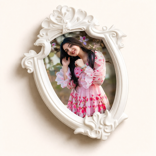Vintage Decorative Photo Frame – Elegant Wall Hanging Picture Frame